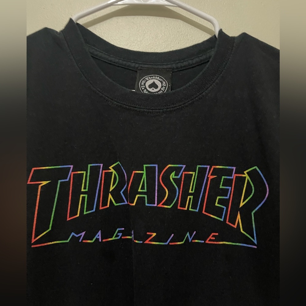 Multicolor thrasher Tee